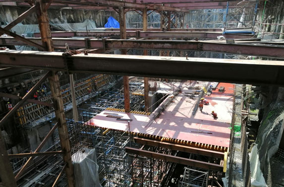 Concourse Staging and Shuttering Progress in Grid 4-6 at Vidhan Bhavan Station